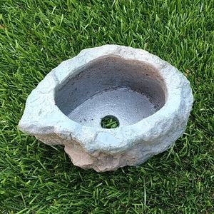 Natural Rock Look-a-like Planter
